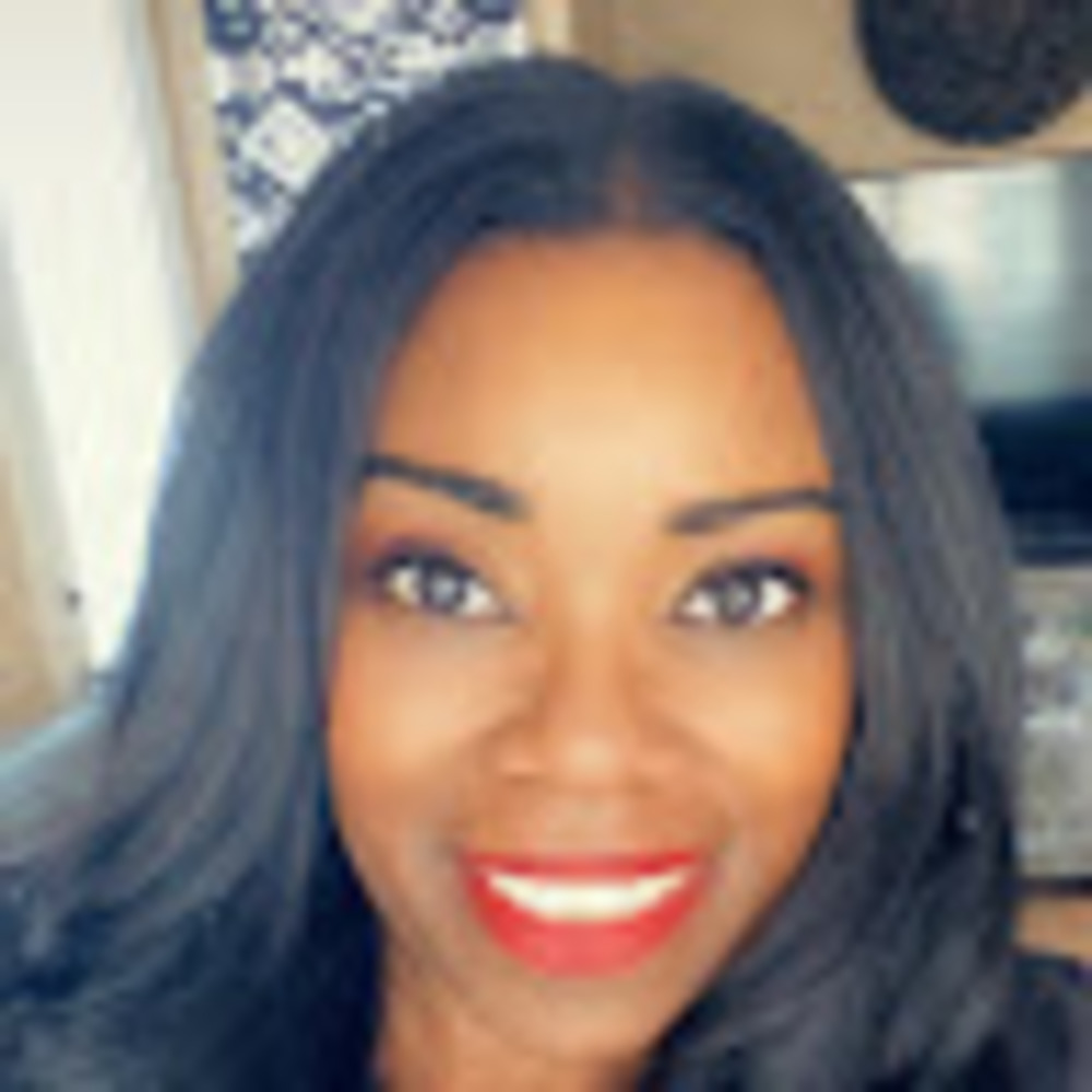 Meet your Posher, Datasha